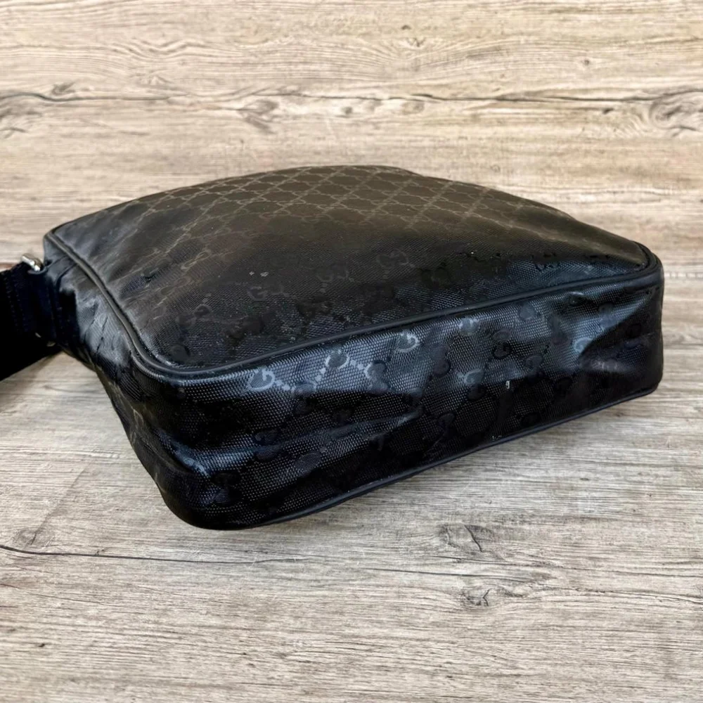 Gucci GG Imprime Coated Canvas Medium Shoulder Messenger Bag